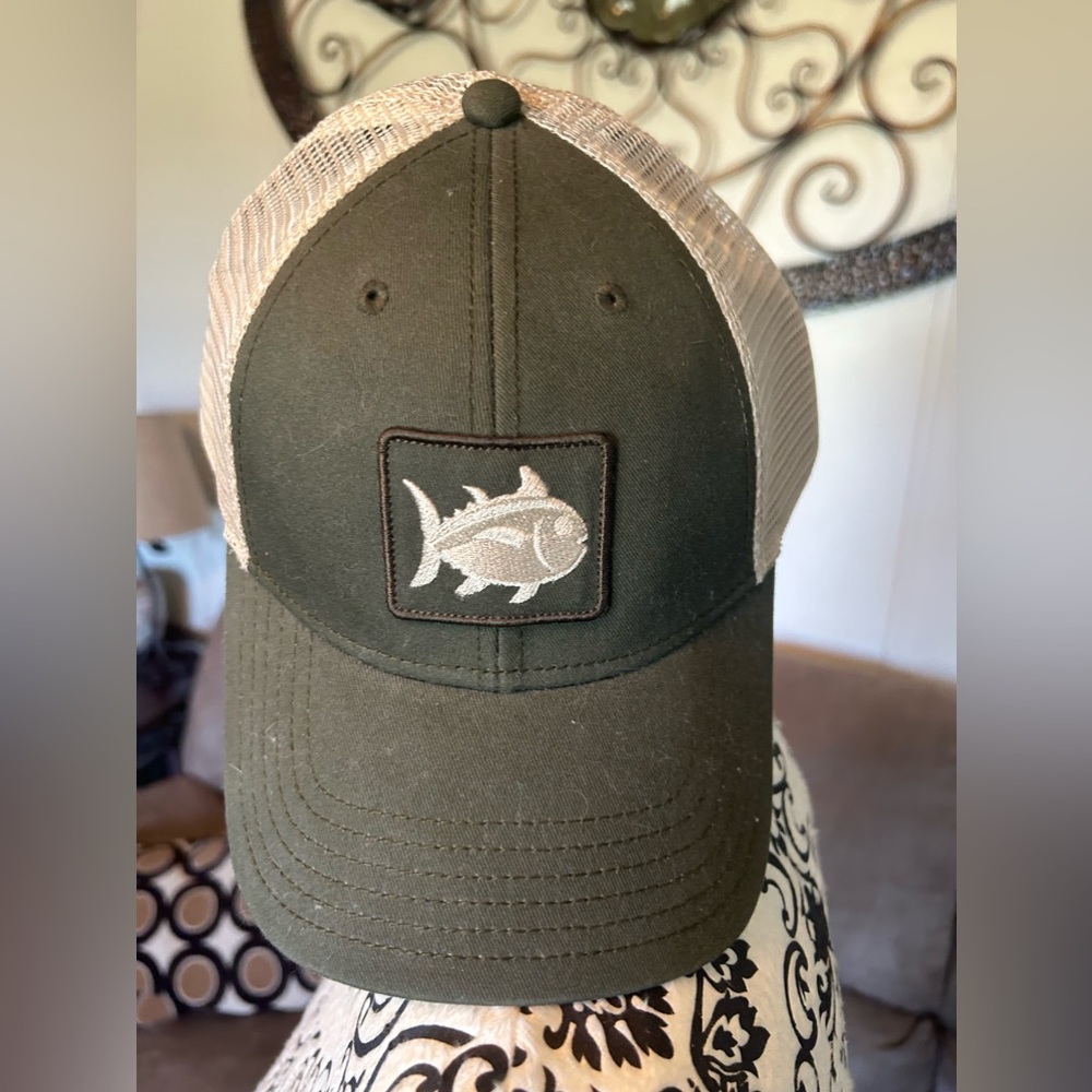 Southern Tide hat new